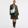 Borsa a secchiello Rowan in Signature Canvas