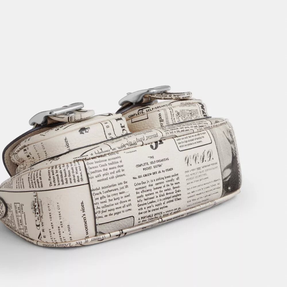 Borsa a spalla Ashton con stampa giornale