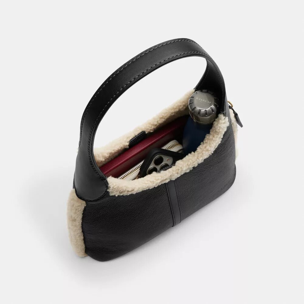 Borsa a spalla Brooklyn 28 in shearling