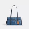 Borsa a spalla con patta Bridget in denim esclusivo