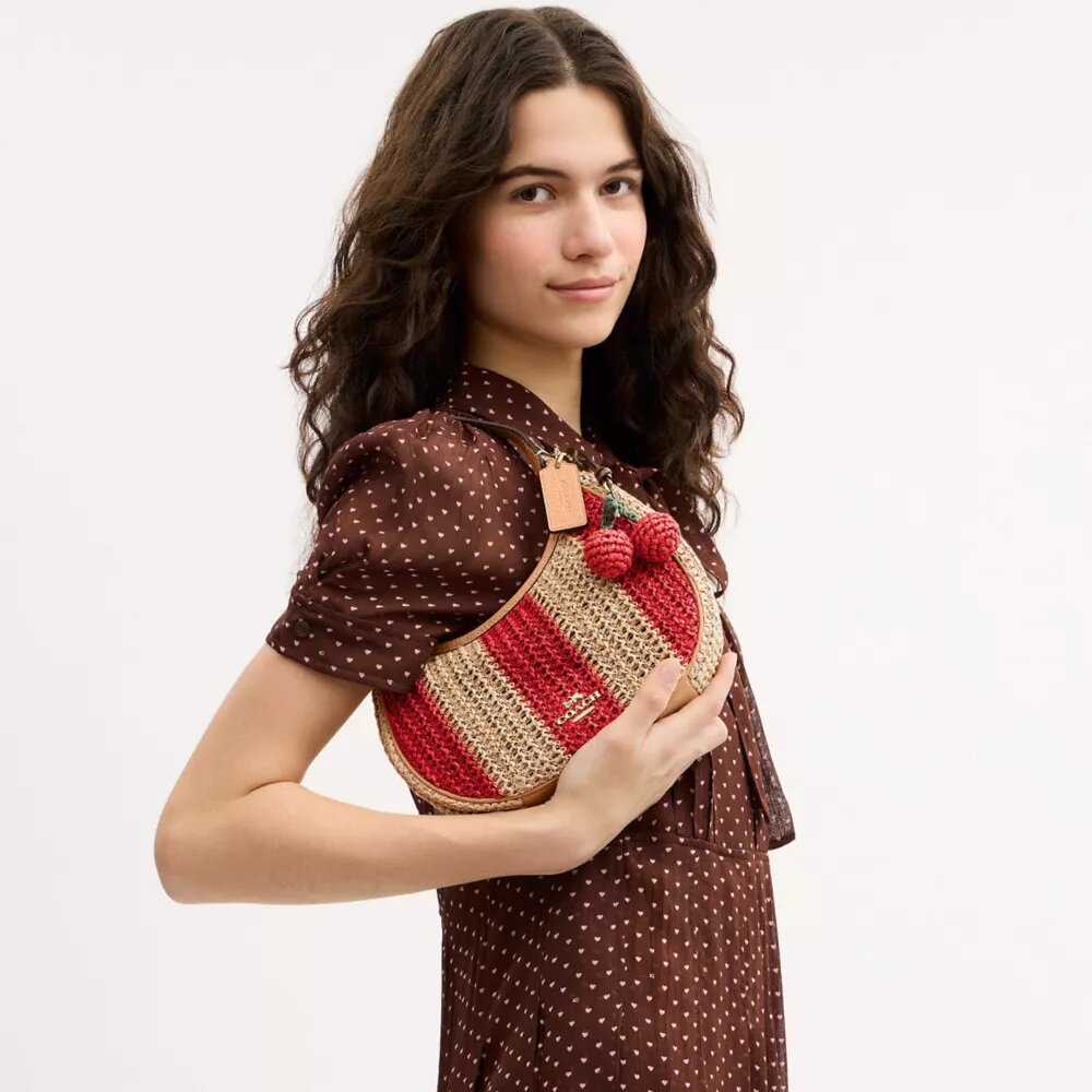 Borsa a spalla Emily con ciondolo