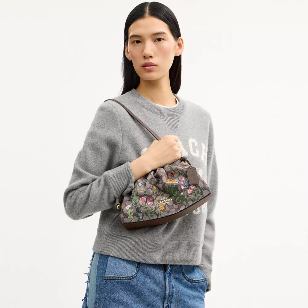 Borsa a spalla Faye in jacquard esclusivo con ricami floreali
