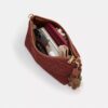 Borsa a spalla Laurel con ciondoli