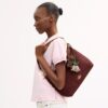 Borsa a spalla Laurel con ciondoli