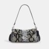 Borsa a spalla Tabby 26 con motivo serpente in perline