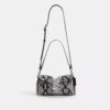 Borsa a spalla Tabby 26 con motivo serpente in perline