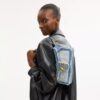 Borsa a spalla Tabby 26 con patchwork in denim riciclato