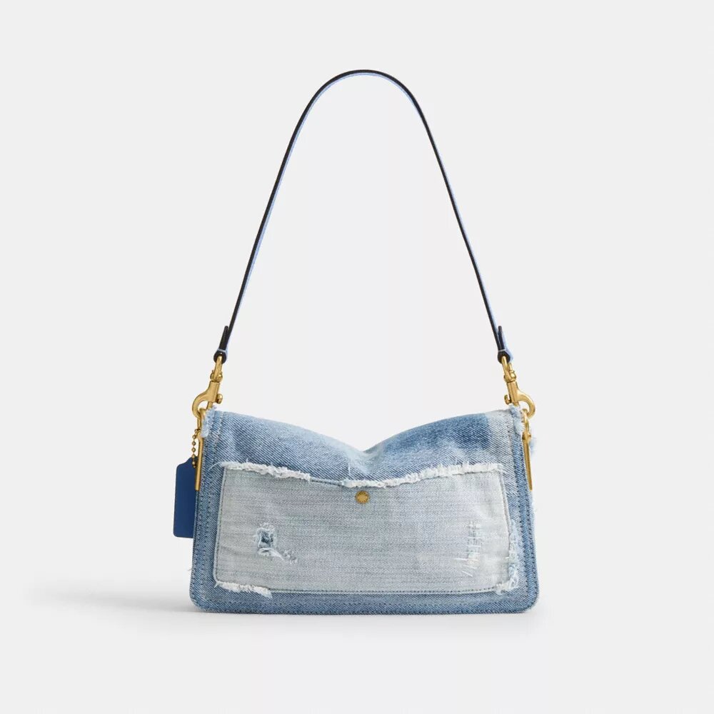 Borsa a spalla Tabby 26 con patchwork in denim riciclato