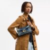 Borsa a spalla Tabby 26 in denim di cotone rigenerato