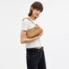 Borsa a spalla Teri con ciondolo