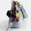 Borsa a spalla Teri in denim effetto vissuto con ciondoli