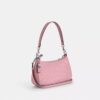 Borsa a spalla Teri in pelle firmata con ciondolo a forma di cuore