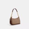 Borsa a spalla Teri in Signature Canvas