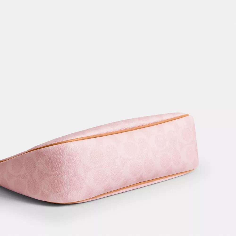 Borsa a spalla Teri in Signature Canvas con ciondoli