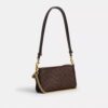 Borsa a tracolla Audrey in Signature Canvas