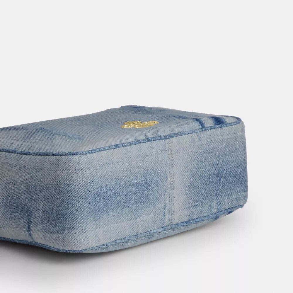 Borsa a tracolla Carey in denim "Loved" con ciondoli