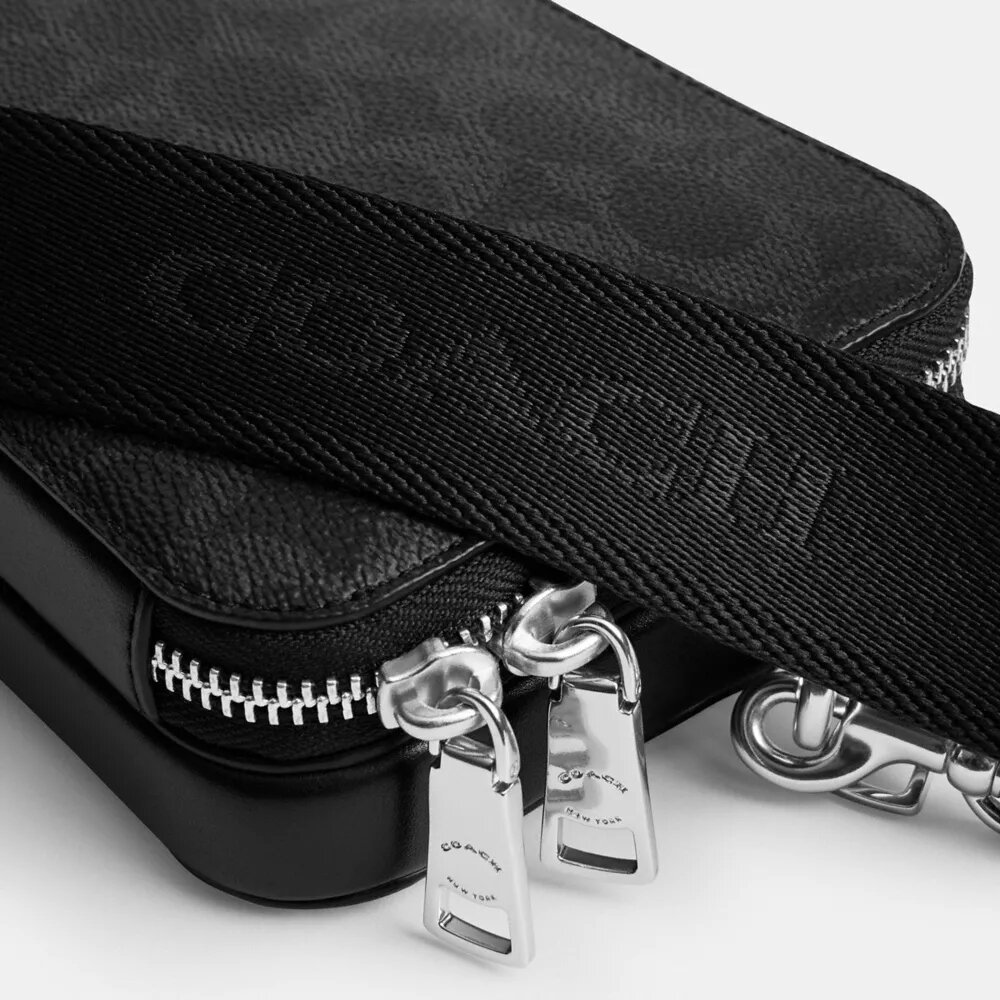Borsa a tracolla Clinton in Signature Canvas