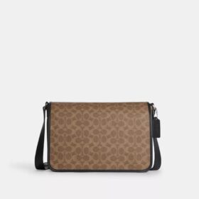 Borsa a tracolla Colby 32 in Signature Canvas