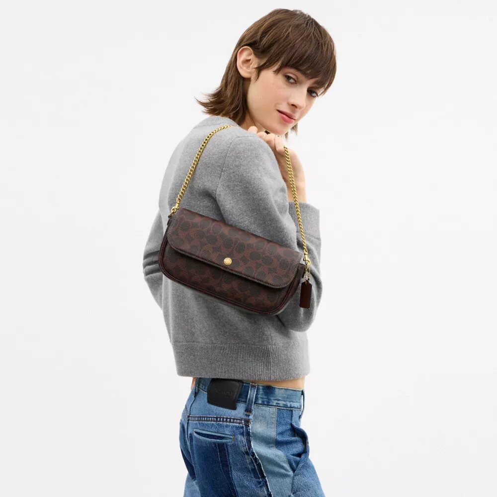 Borsa a tracolla con patta Brook in Signature Canvas