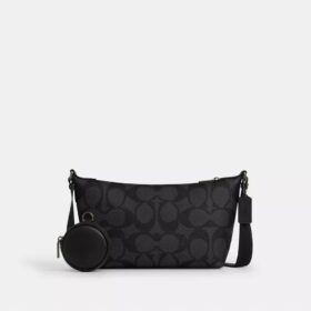 Borsa a tracolla Finn piccola con pochette in Signature Canvas