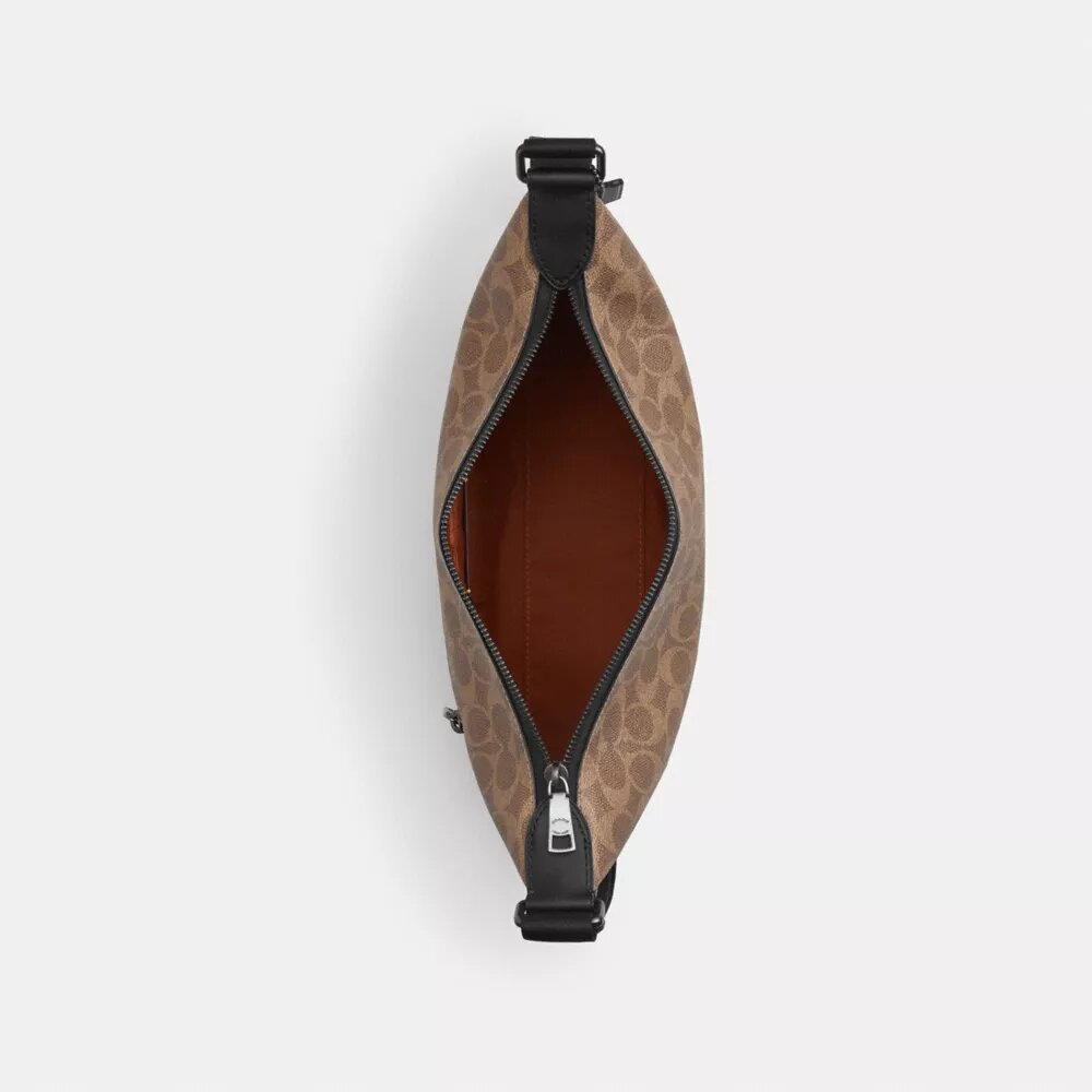 Borsa a tracolla Finn piccola con tasca in Signature Canvas