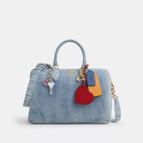 Borsa a tracolla grande Rowan in denim "Loved" con ciondoli