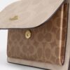Borsa a tracolla Klare in Signature Canvas a blocchi