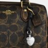 Borsa a tracolla Mini Rowan in Signature Canvas con ciondoli