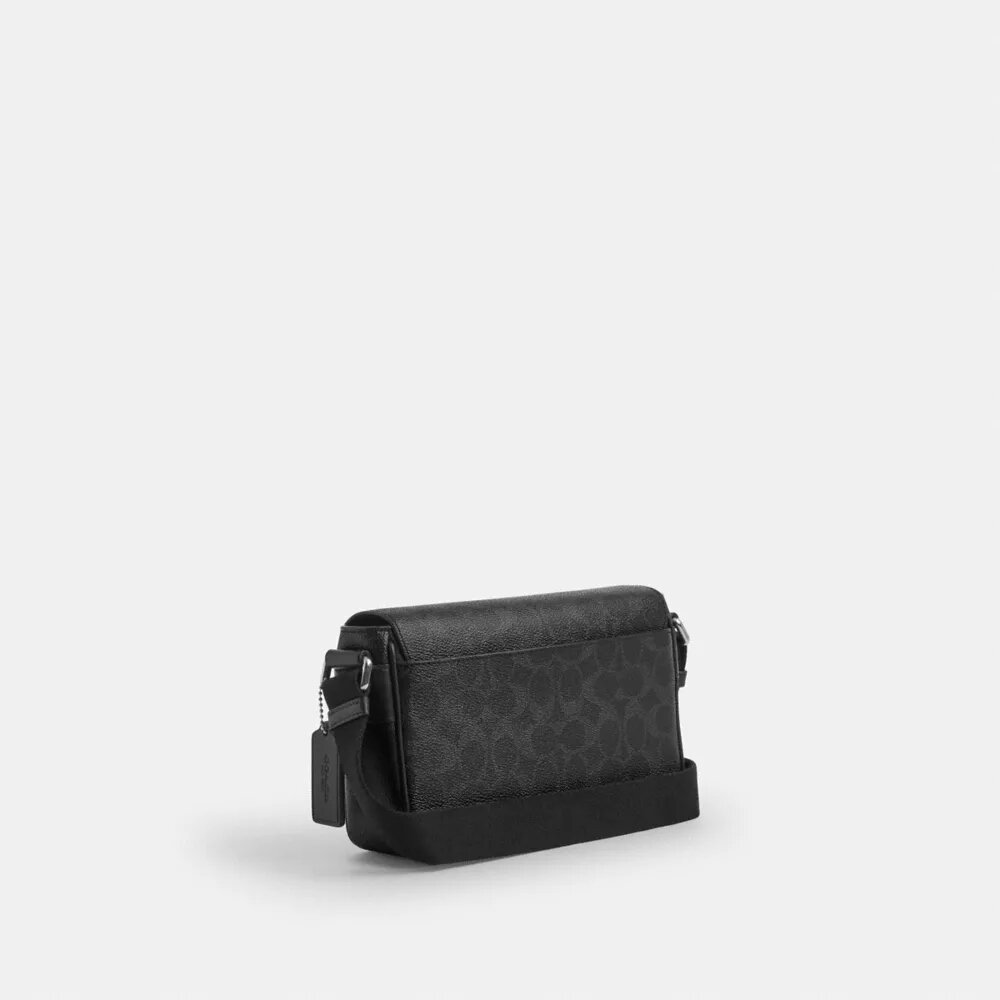 Borsa a tracolla piccola con patta Jack in Signature Canvas