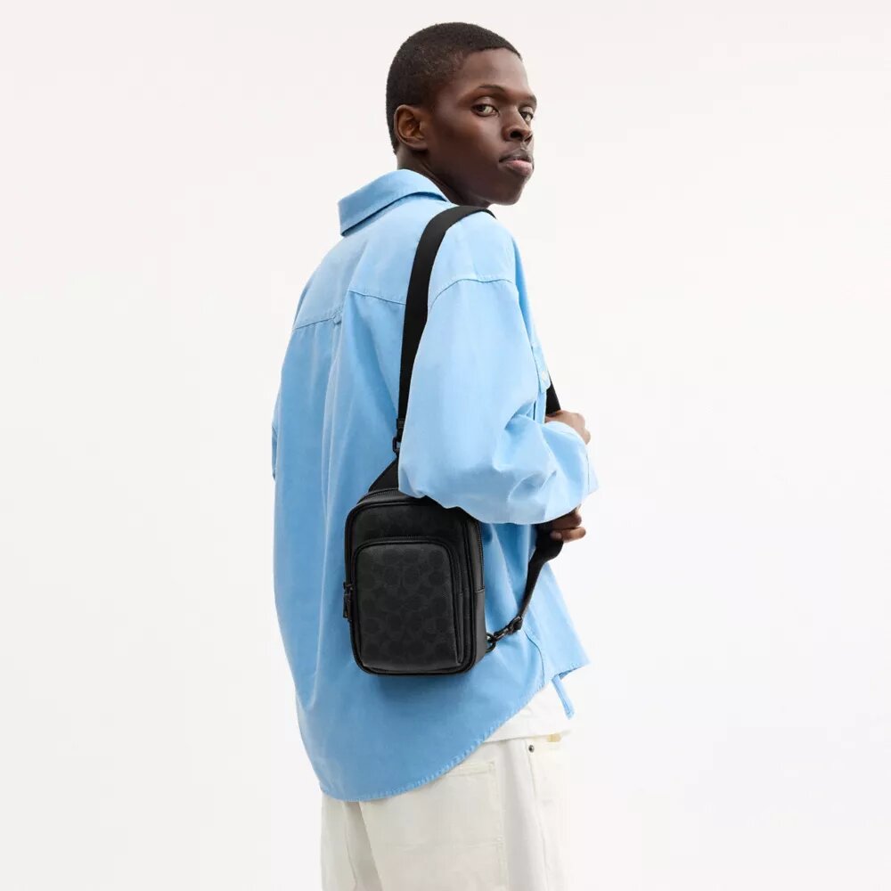 Borsa a tracolla Racer in Signature Canvas