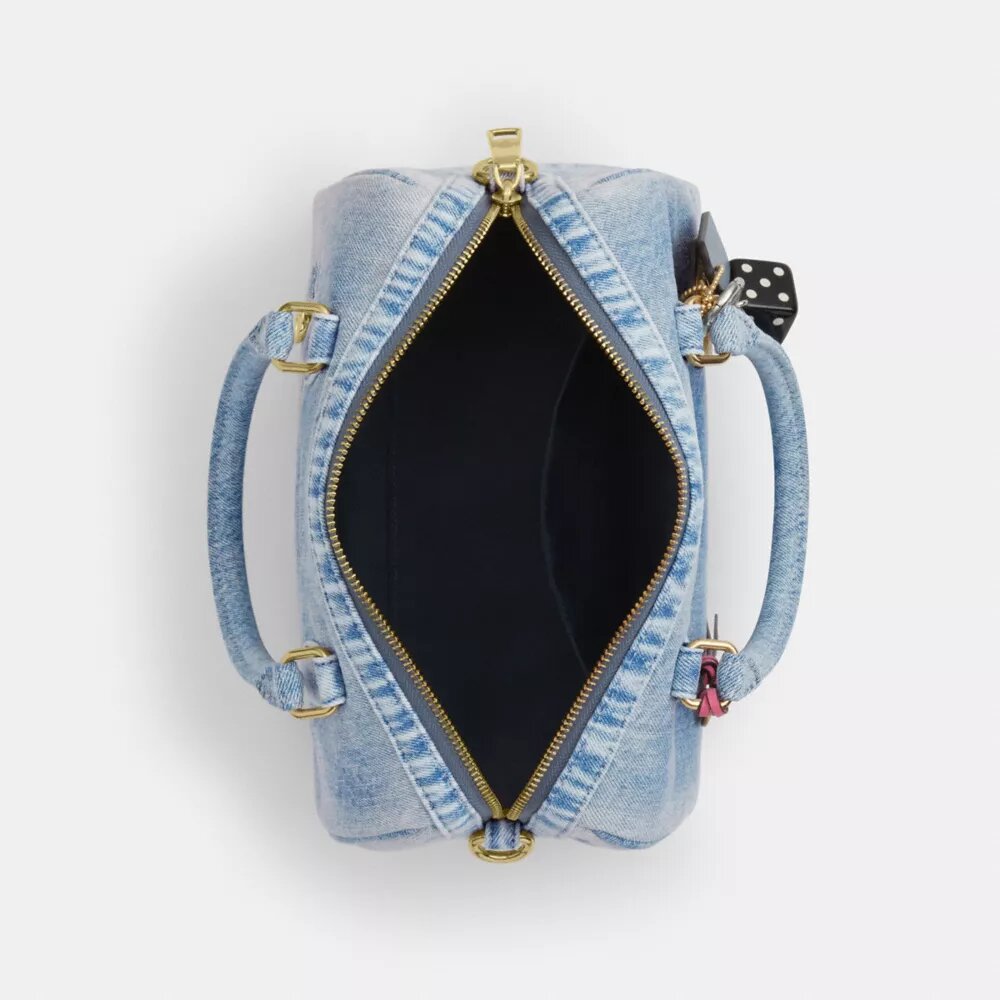 Borsa a tracolla Rowan in denim "Loved" con ciondoli