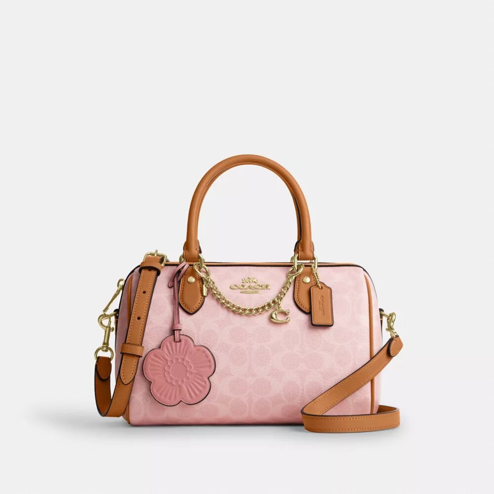 Borsa a tracolla Rowan in Signature Canvas con ciondoli