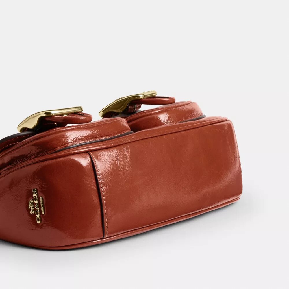 Borsa Ashton