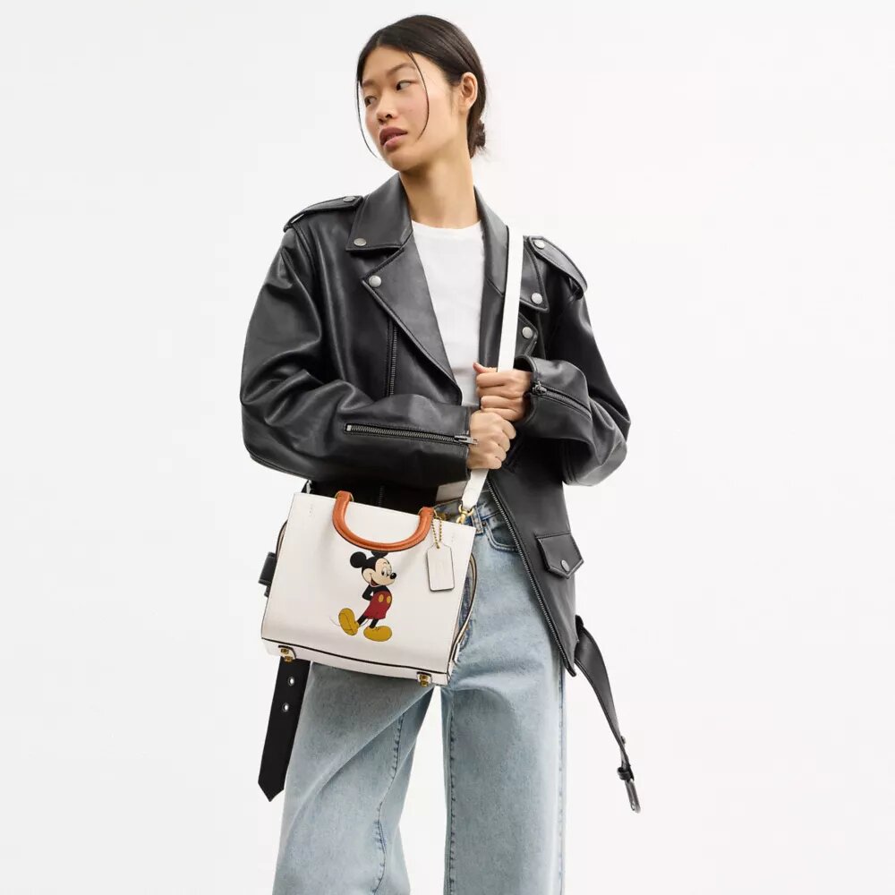 Borsa Disney X Coach Rogue 25 con Topolino