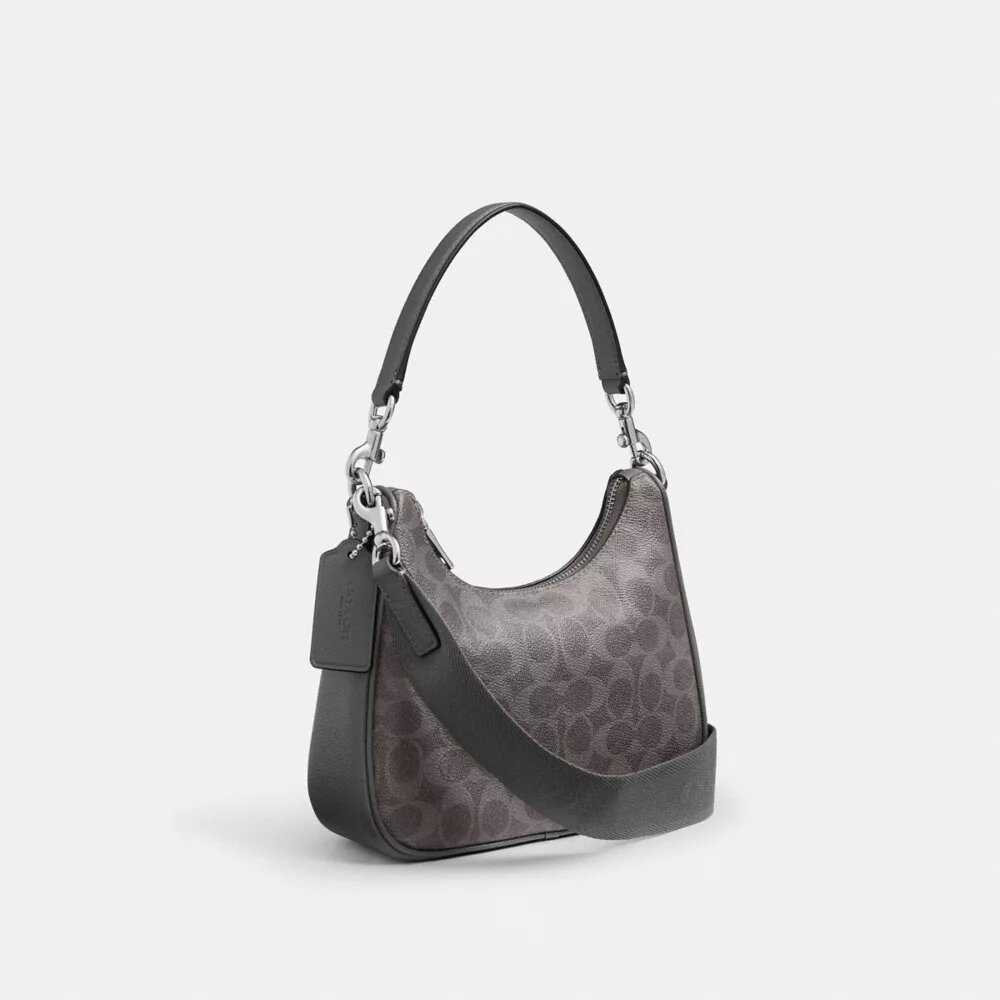 Borsa Hobo Nolan in Signature Canvas