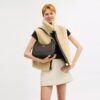 Borsa Hobo Teri in Signature Canvas