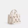 Borsa Tote Disney X Coach Cargo 26 con Topolino in tela di cotone rigenerativo