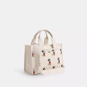 Borsa Tote Disney X Coach Cargo 26 con Topolino in tela di cotone rigenerativo