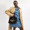 Borsa Tote Disney X Coach Cargo 26 con Topolino in tela di cotone rigenerativo