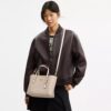 Borsa Tote Mollie 25 in Signature Canvas