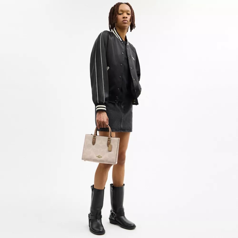 Borsa Tote piccola Maggie in Signature Canvas a blocchi