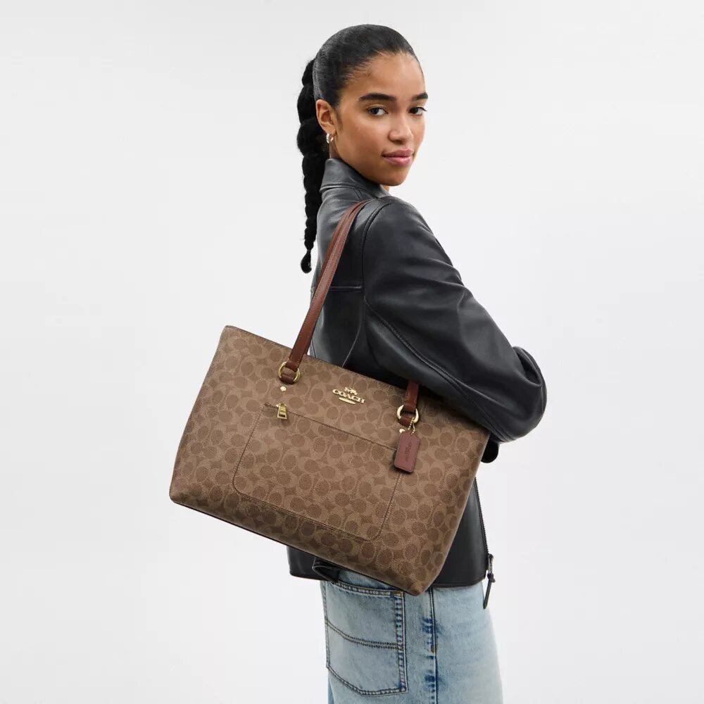 Borsa Tote Station in Signature Canvas