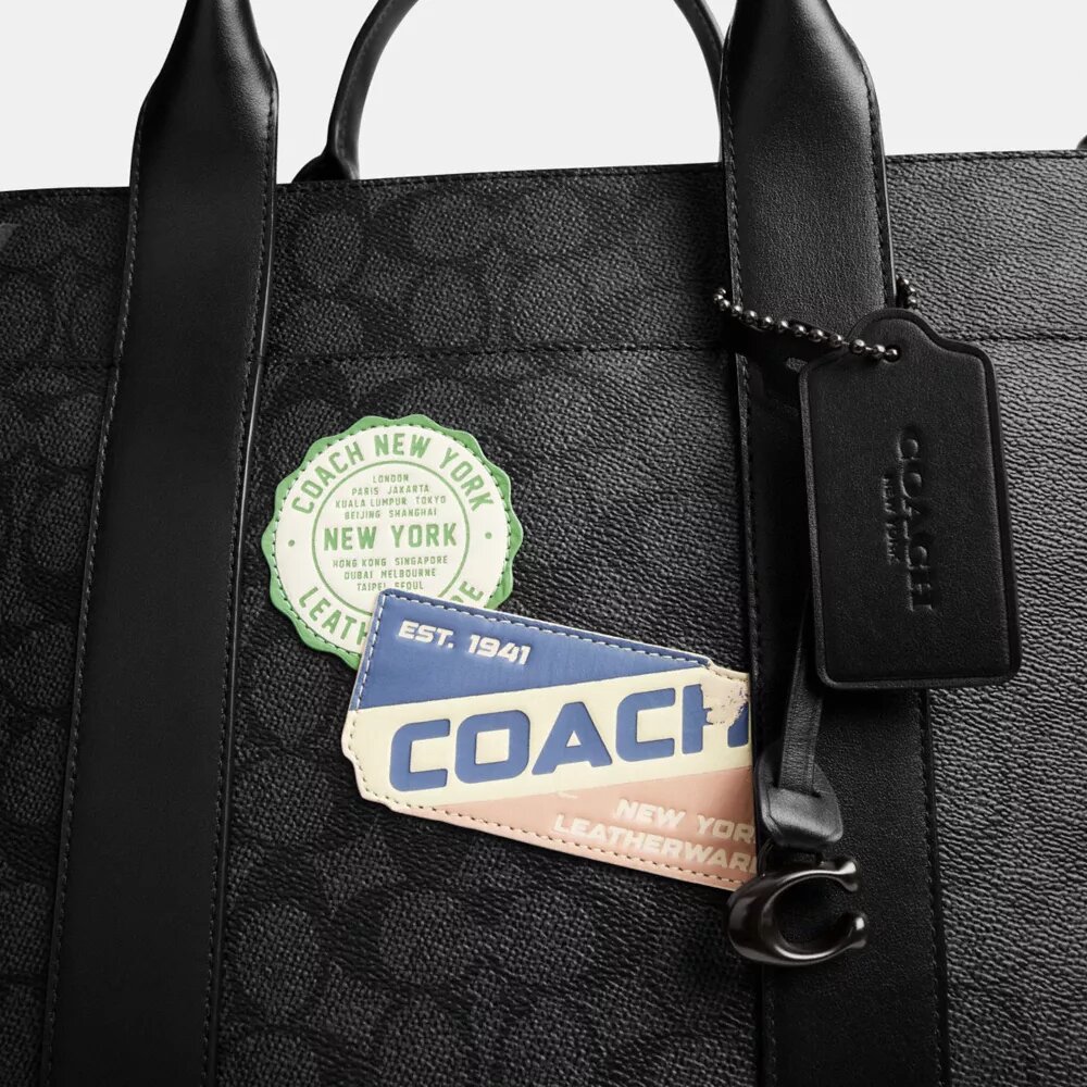 Borsa Wesley in Signature Canvas con toppe
