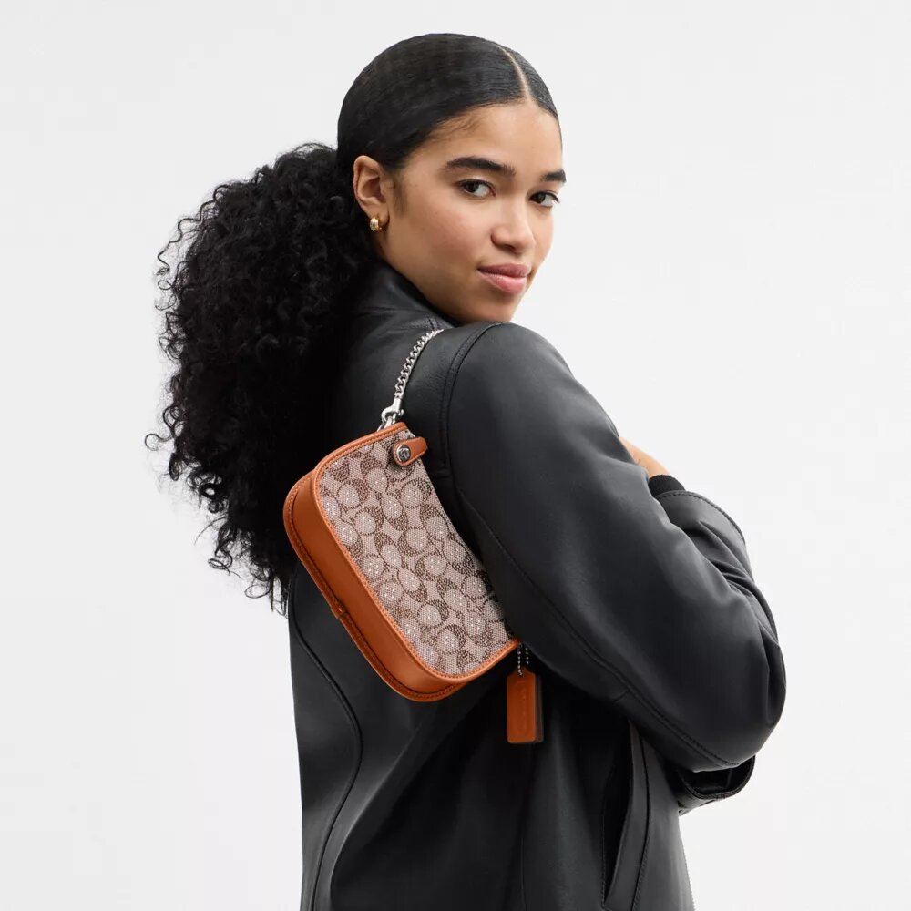 Borse Swinger 20 con catena in jacquard Crystal Signature