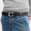 Cintura reversibile con fibbia a forma di C scolpita, 38 mm