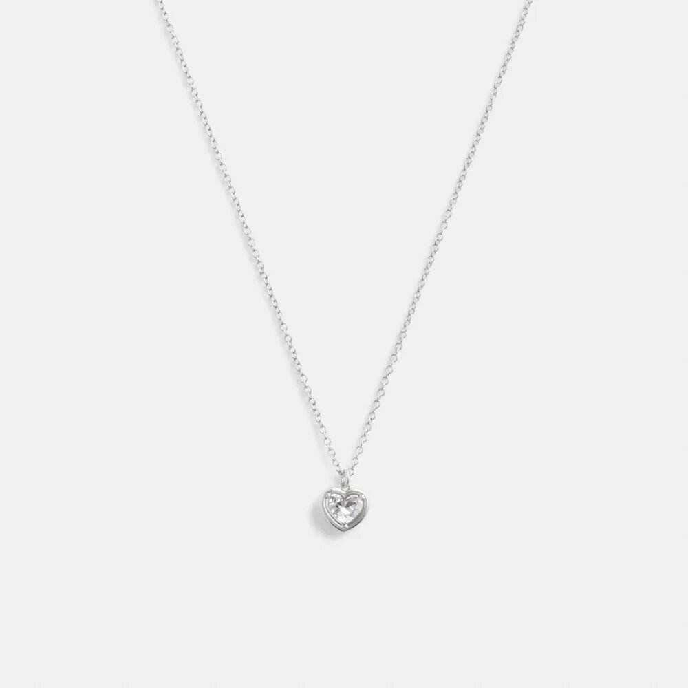 Collana con ciondolo a forma di cuore con montatura a corona