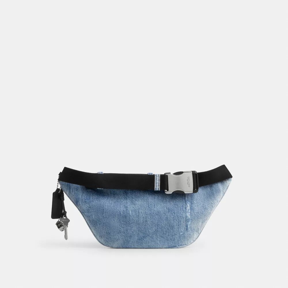 Marsupio Travis 35 in denim consumato con ciondoli