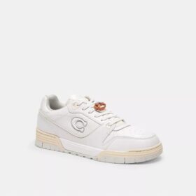 Piccolo ciondolo a forma di pretzel per scarpe