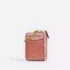 Portacarte Essential con catena in Signature Canvas