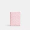 Portapassaporto in Signature Canvas